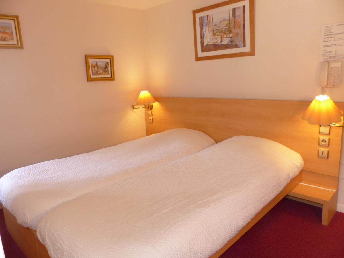 Hotel Logis Auberge De L'Isard سان-لاري المظهر الخارجي الصورة