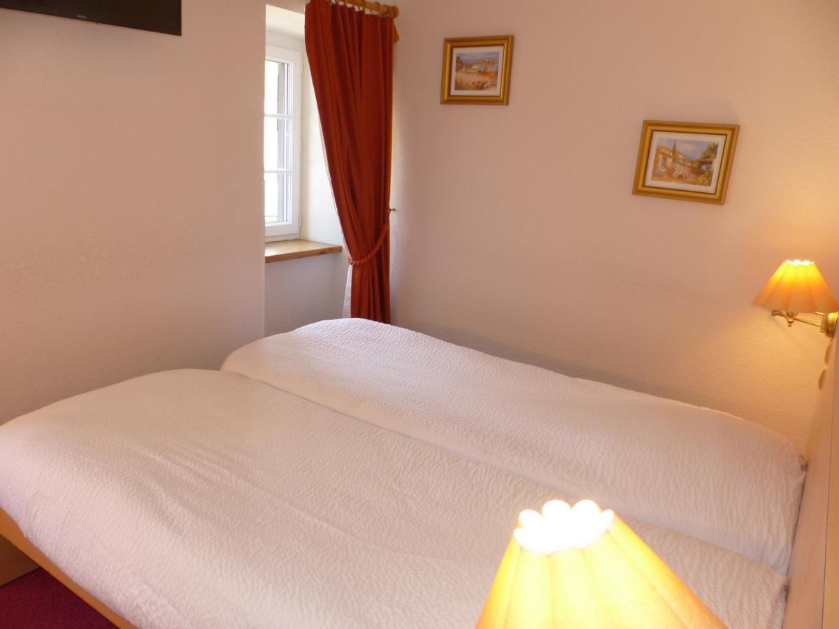 Hotel Logis Auberge De L'Isard سان-لاري المظهر الخارجي الصورة