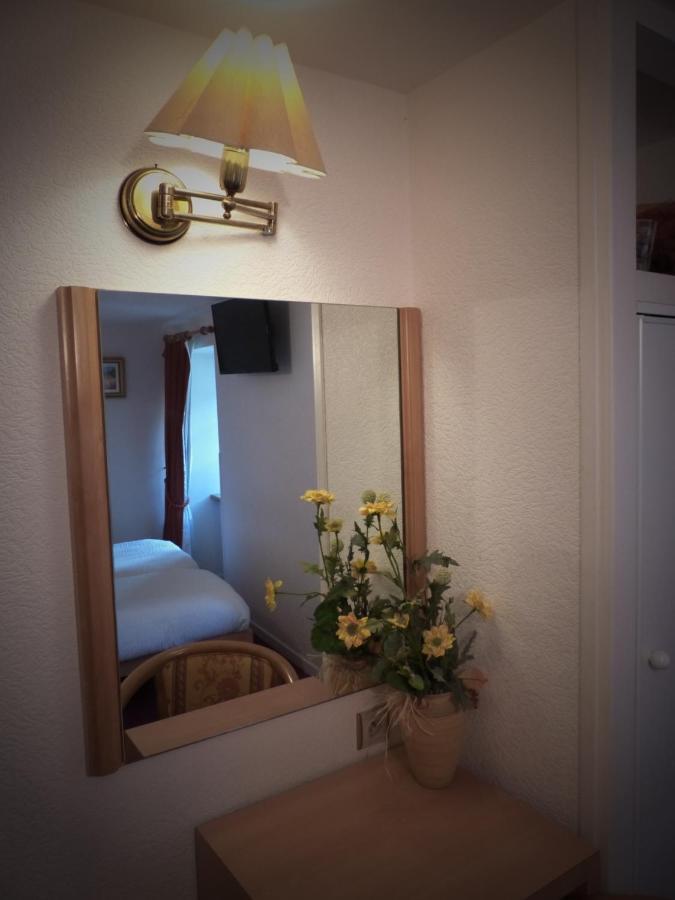 Hotel Logis Auberge De L'Isard سان-لاري المظهر الخارجي الصورة