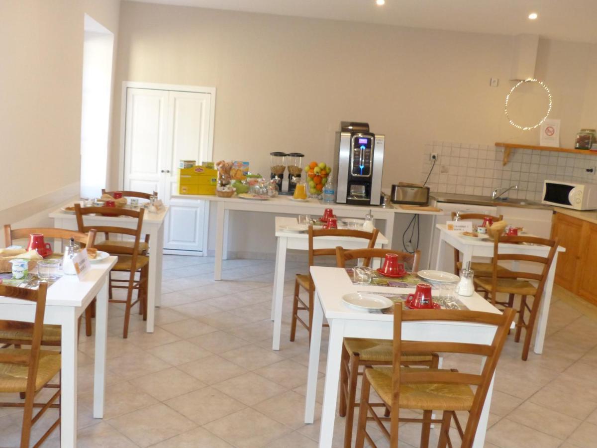 Hotel Logis Auberge De L'Isard سان-لاري المظهر الخارجي الصورة