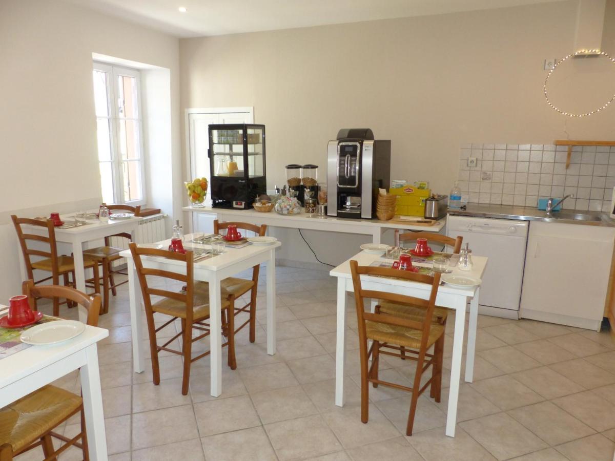 Hotel Logis Auberge De L'Isard سان-لاري المظهر الخارجي الصورة